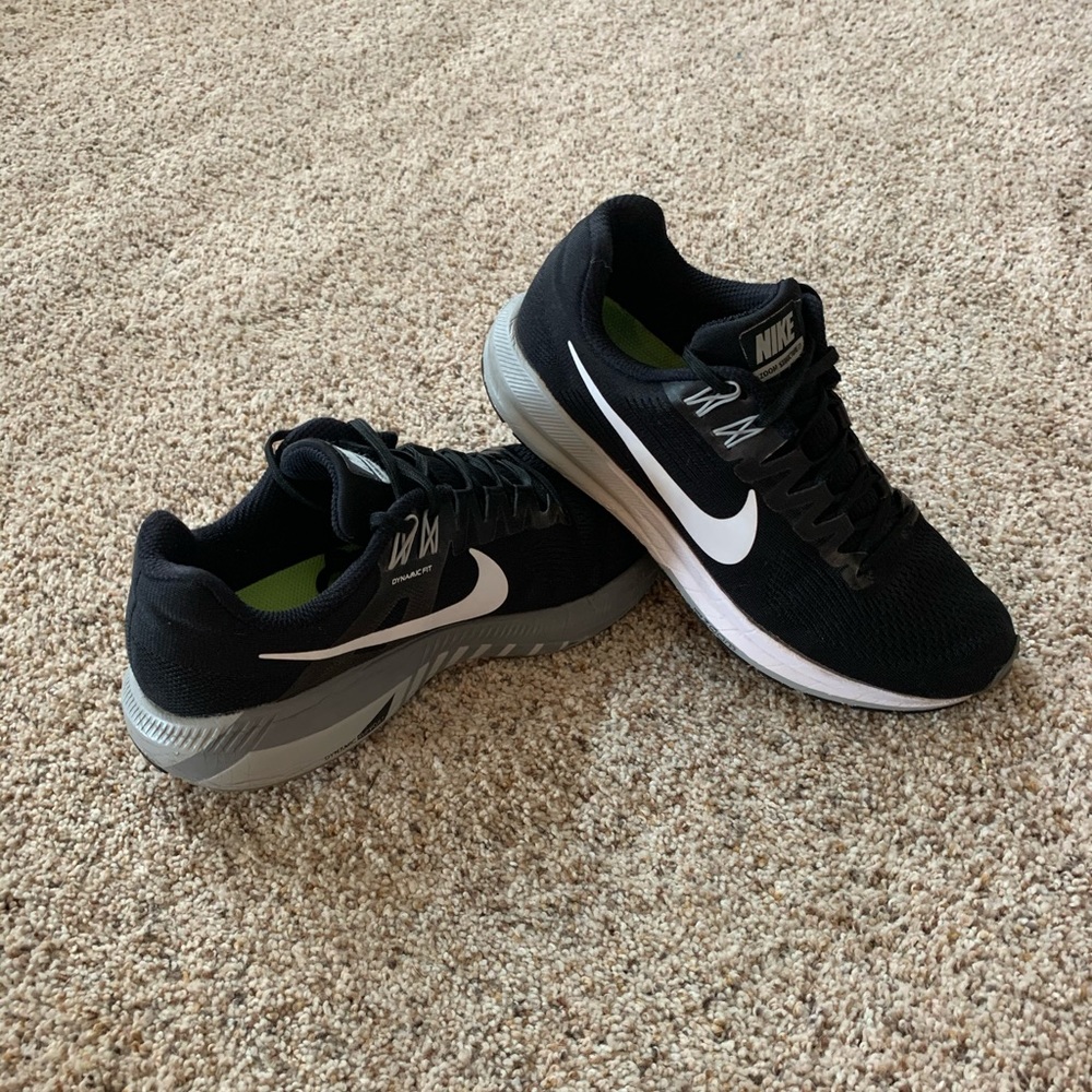 Nike Zoom Structure 21